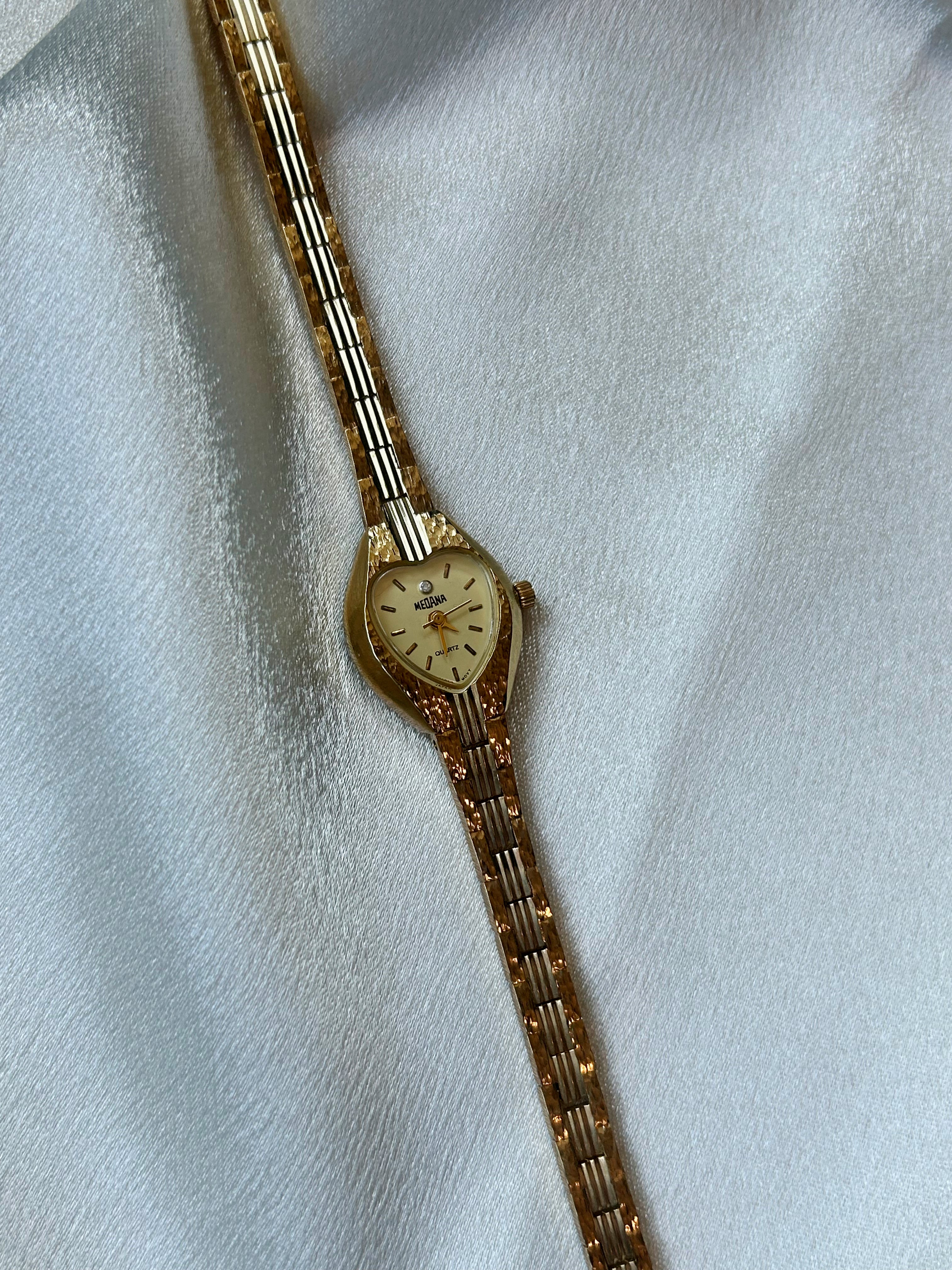 Vintage Ladies Gold Heart Watch